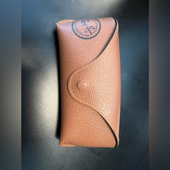 Ray Ban women’s club round classes sunglasses - Picture 3 of 6